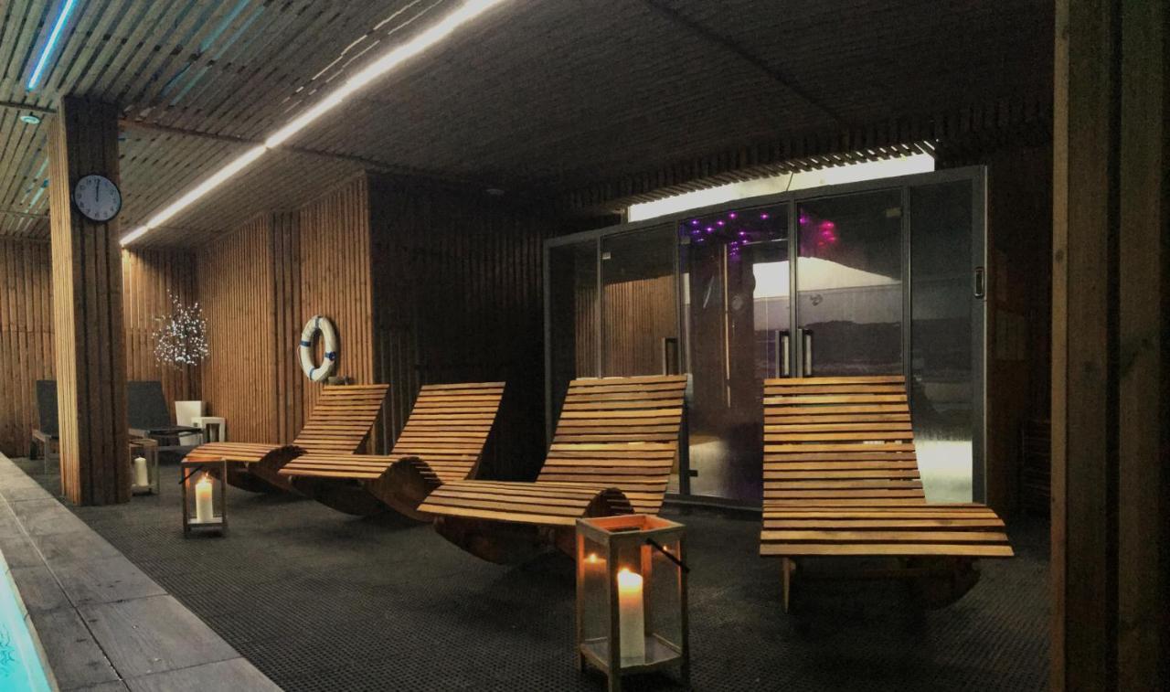 Design & Wine Hotel カミーニャ エクステリア 写真