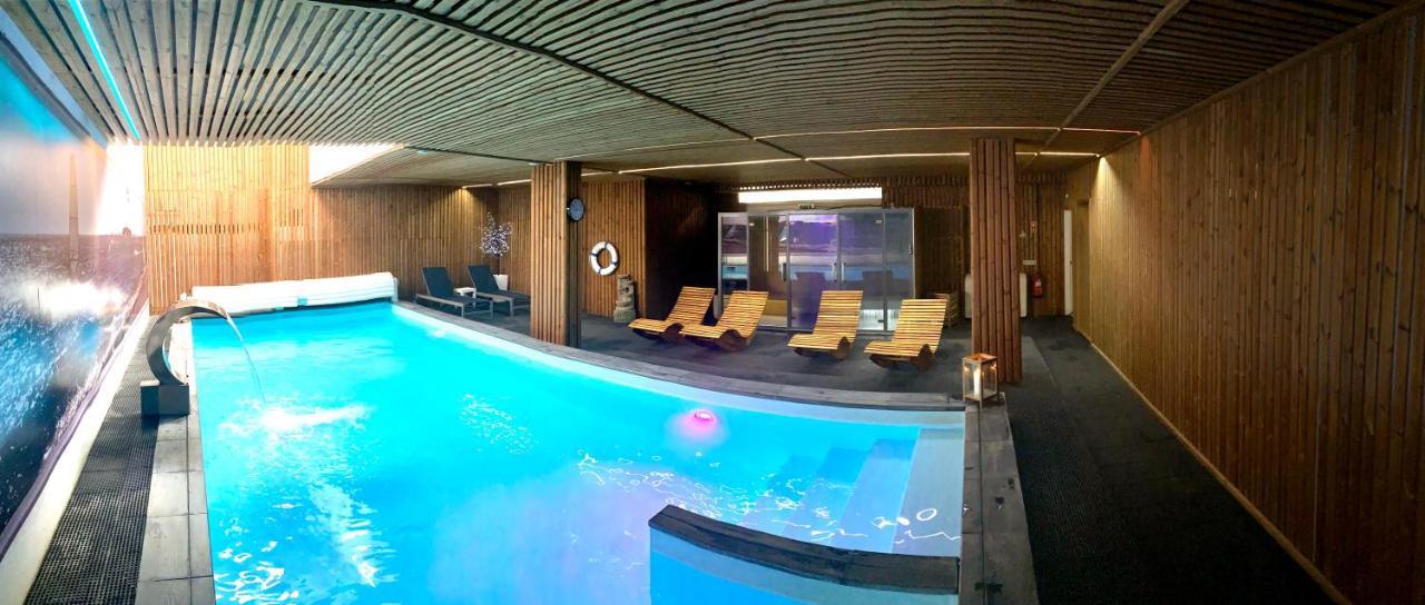 Design & Wine Hotel カミーニャ エクステリア 写真