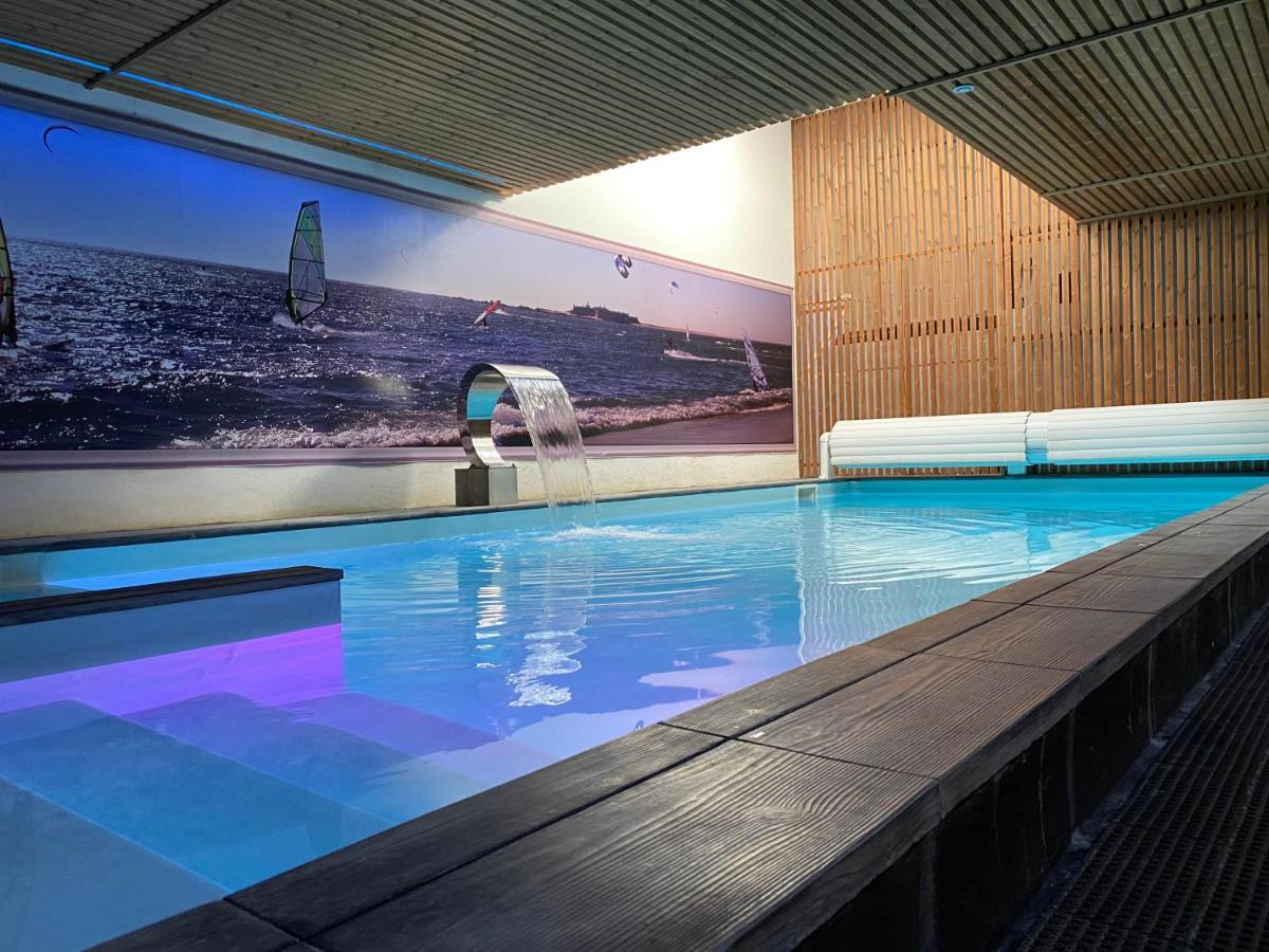 Design & Wine Hotel カミーニャ エクステリア 写真